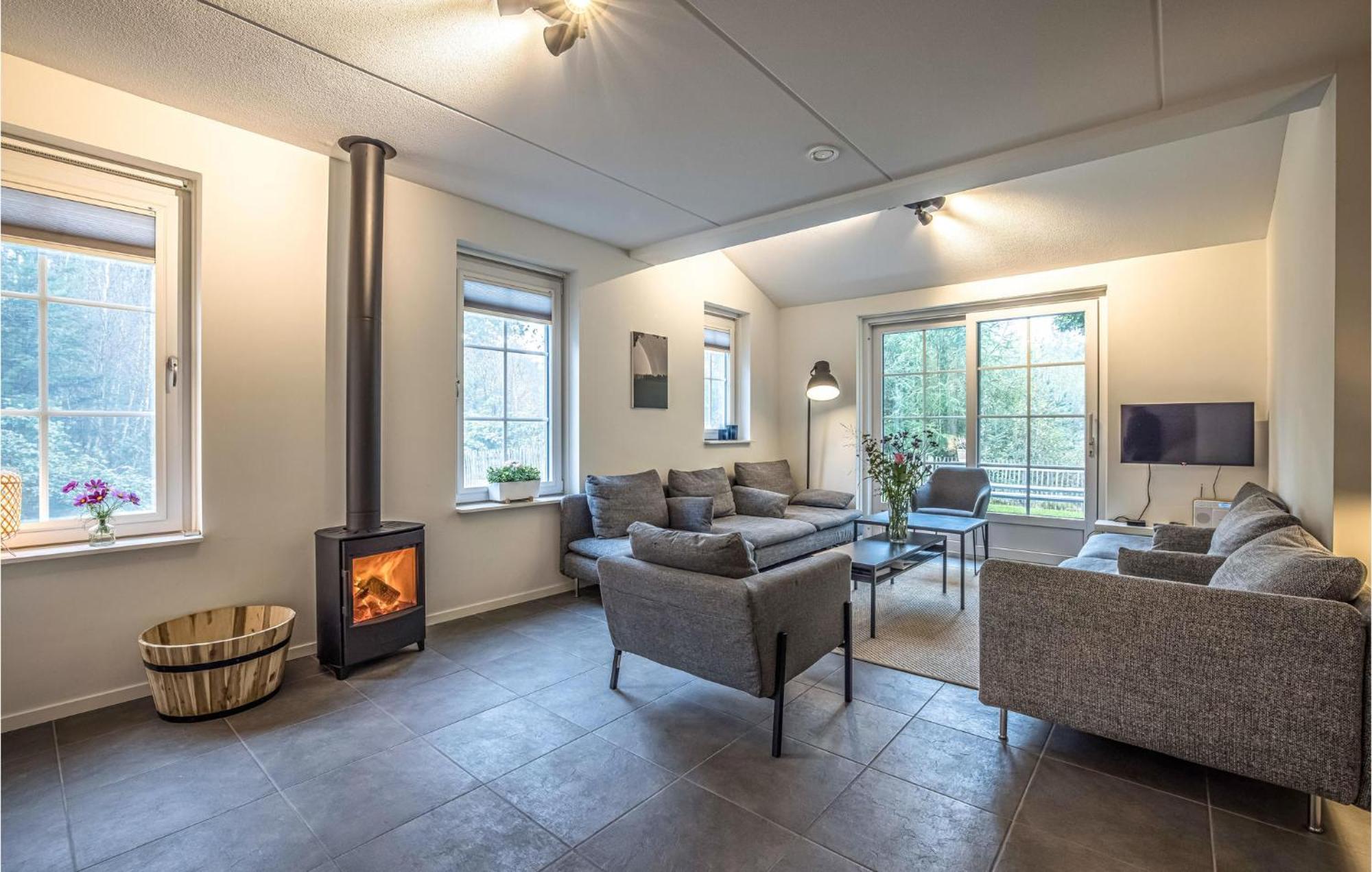 Amazing Home In Rijssen With Wifi Extérieur photo